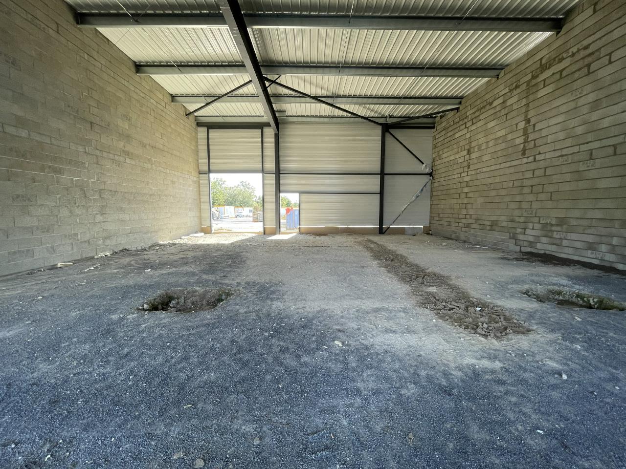 Local d'activité Chambray-lès-Tours 1785m² Vente local d'activité Chambray-lès-Tours Indre-et-Loire OVACT2204428 3